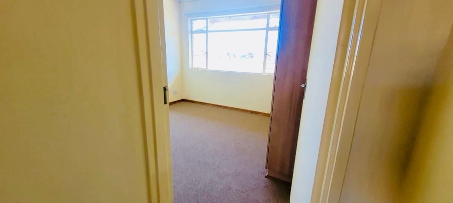 2 Bedroom Property for Sale in Pellissier Free State